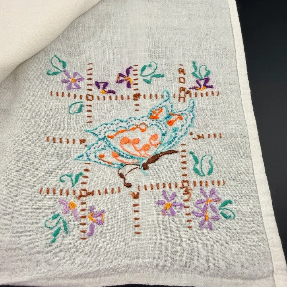 Vtg Hand Embroidered LARGE Butterfly Tea Towels Set of 3 White‎ Cotton Floral